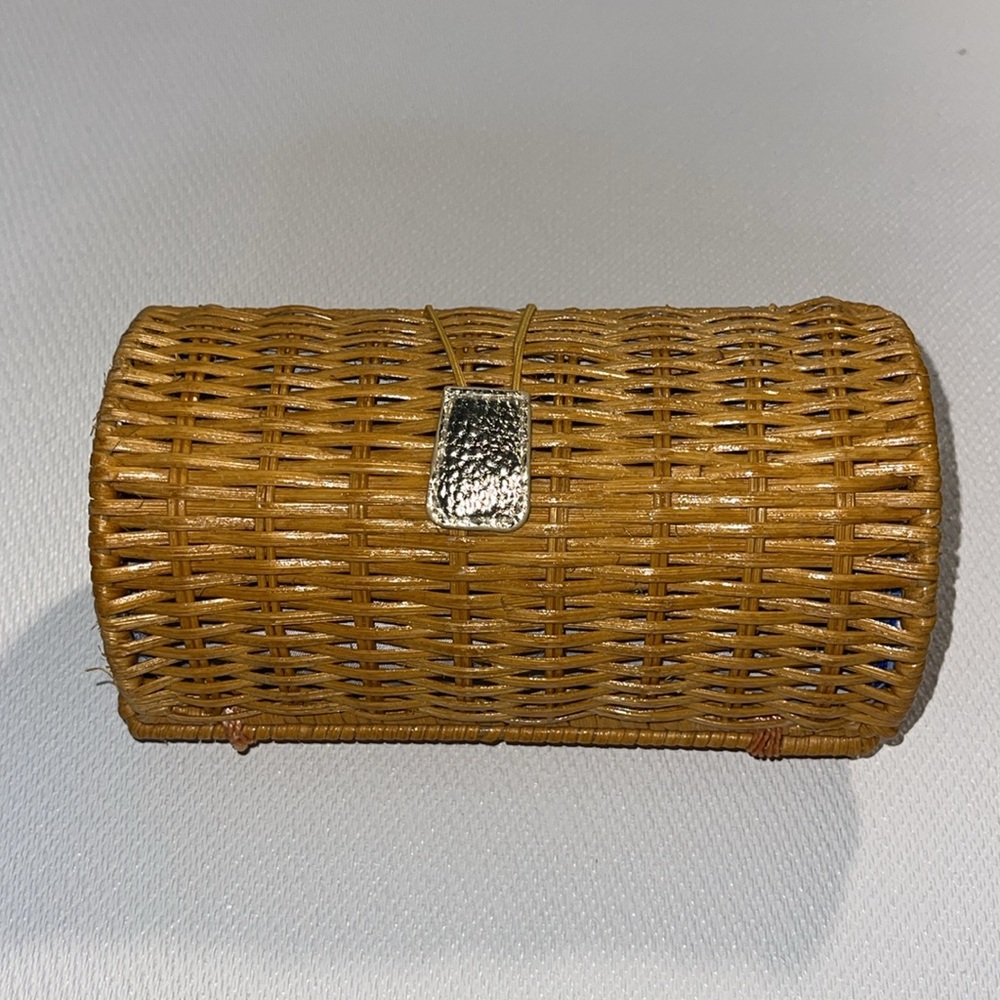 Lilly Pulitzer Woven Bamboo Clutch - Picture 3 of 8